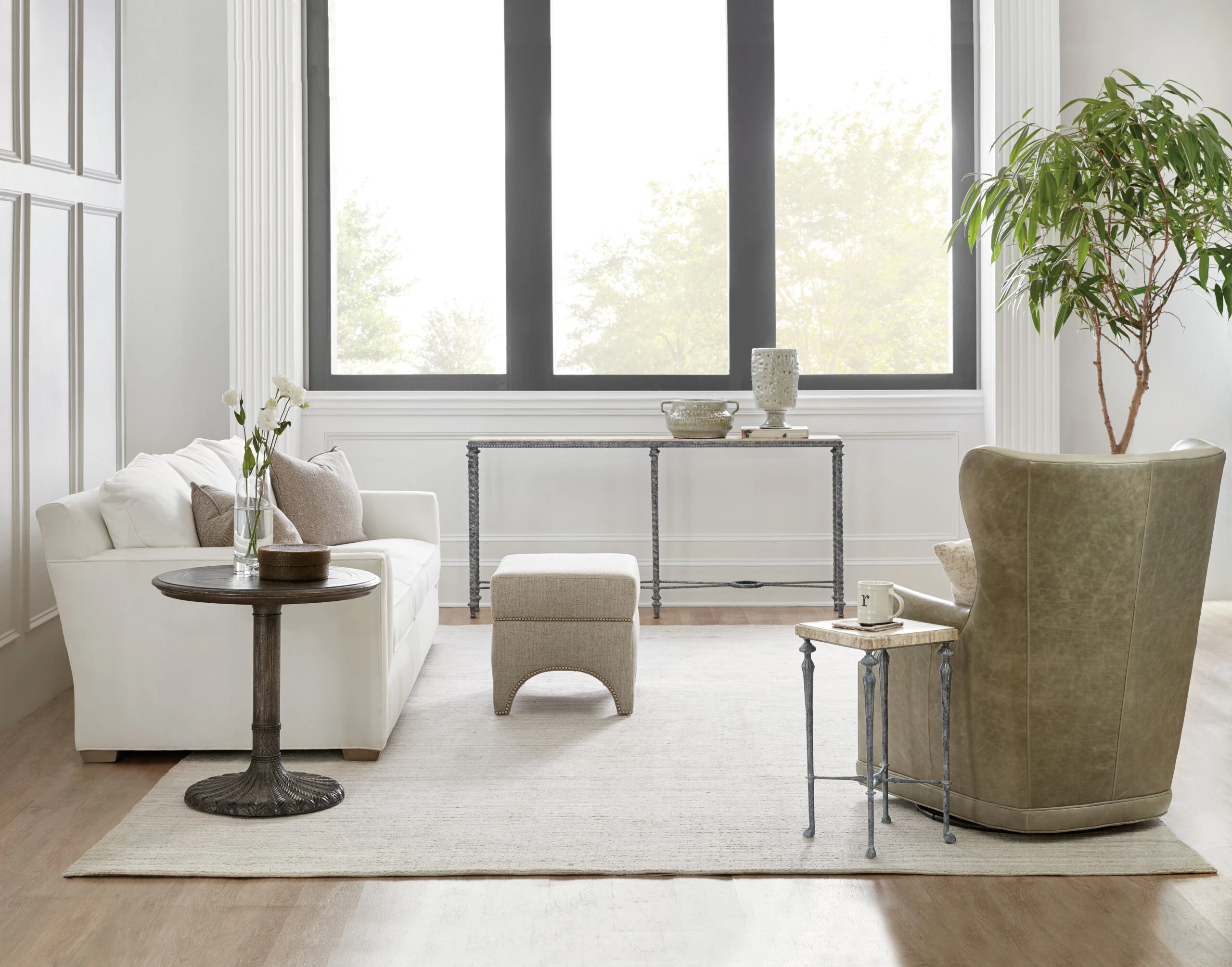Traditions Side Table Chairside Tables Hooker Furniture 11 Traditions Side Table Chairside Tables Hooker Furniture 11