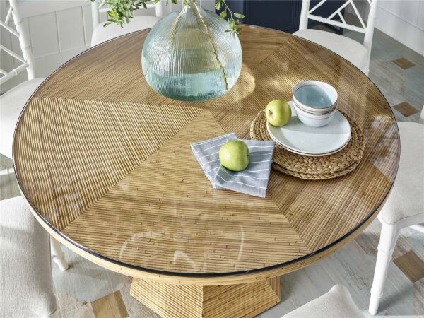 Universal Getaway Coastal Nantucket Round Dining Table - Image 4