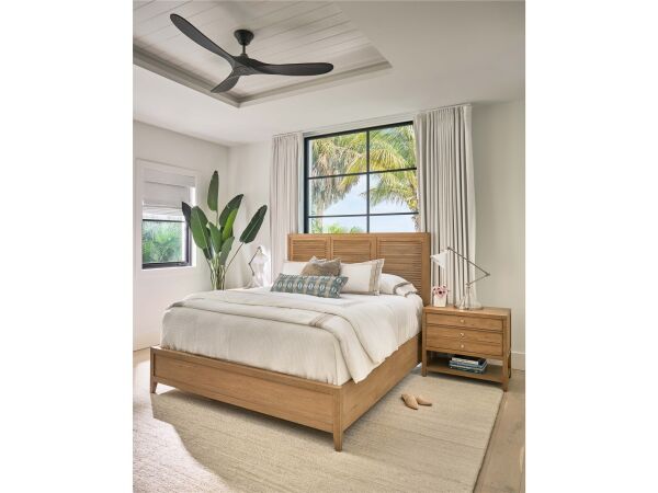 Universal Coastal Living King Weekender Bed - Image 4