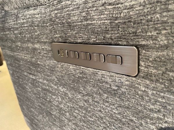 Flexsteel Sophisticated P3 Swivel Glider Recliner - Image 3