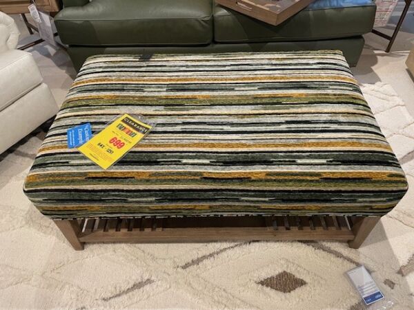 Craftmaster Large Cocktail Ottoman w/ Tray - Image 4