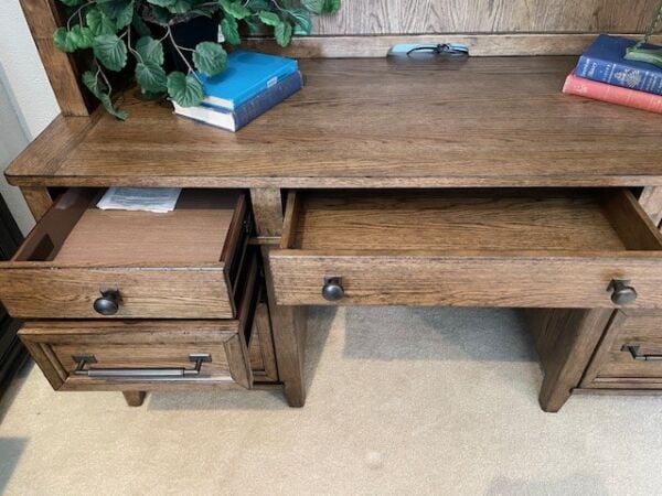 Liberty Carolina Park Credenza & Hutch - Image 4