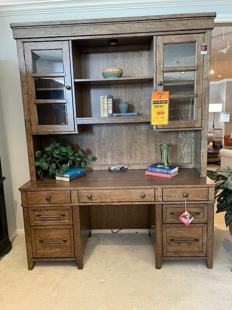 Liberty Carolina Park Credenza & Hutch