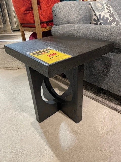 Bernhardt Micah Side Table - Thumbnail 3